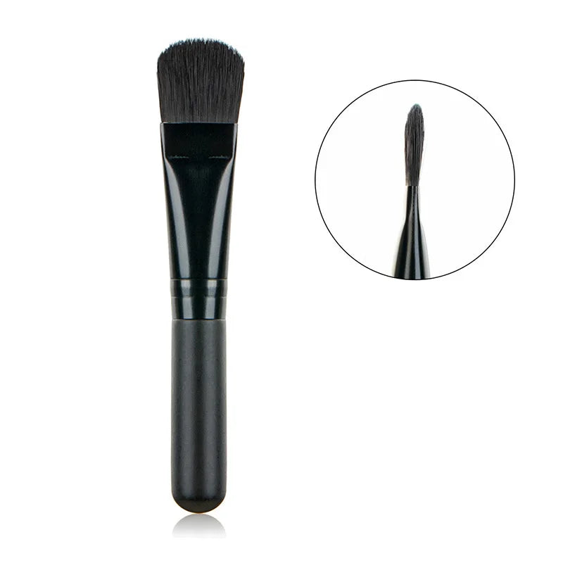 "Flat Soft Hair Face Mask Brush: Facial Cleansing and Makeup Application Tool"