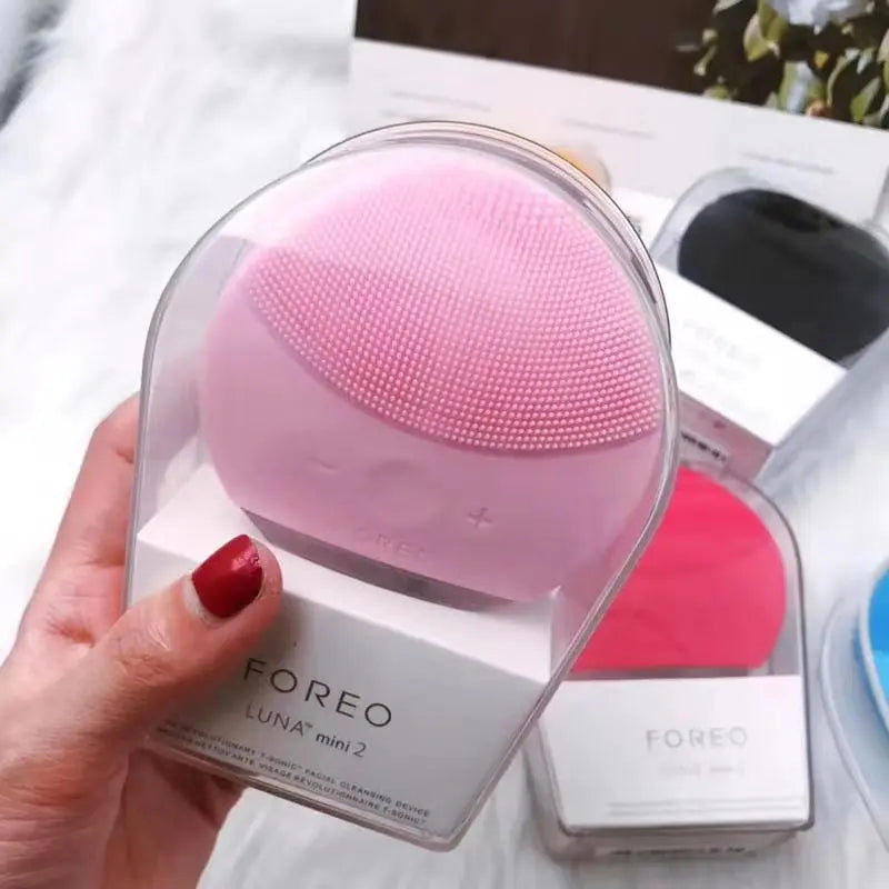 Electric Facial Cleansing Brush