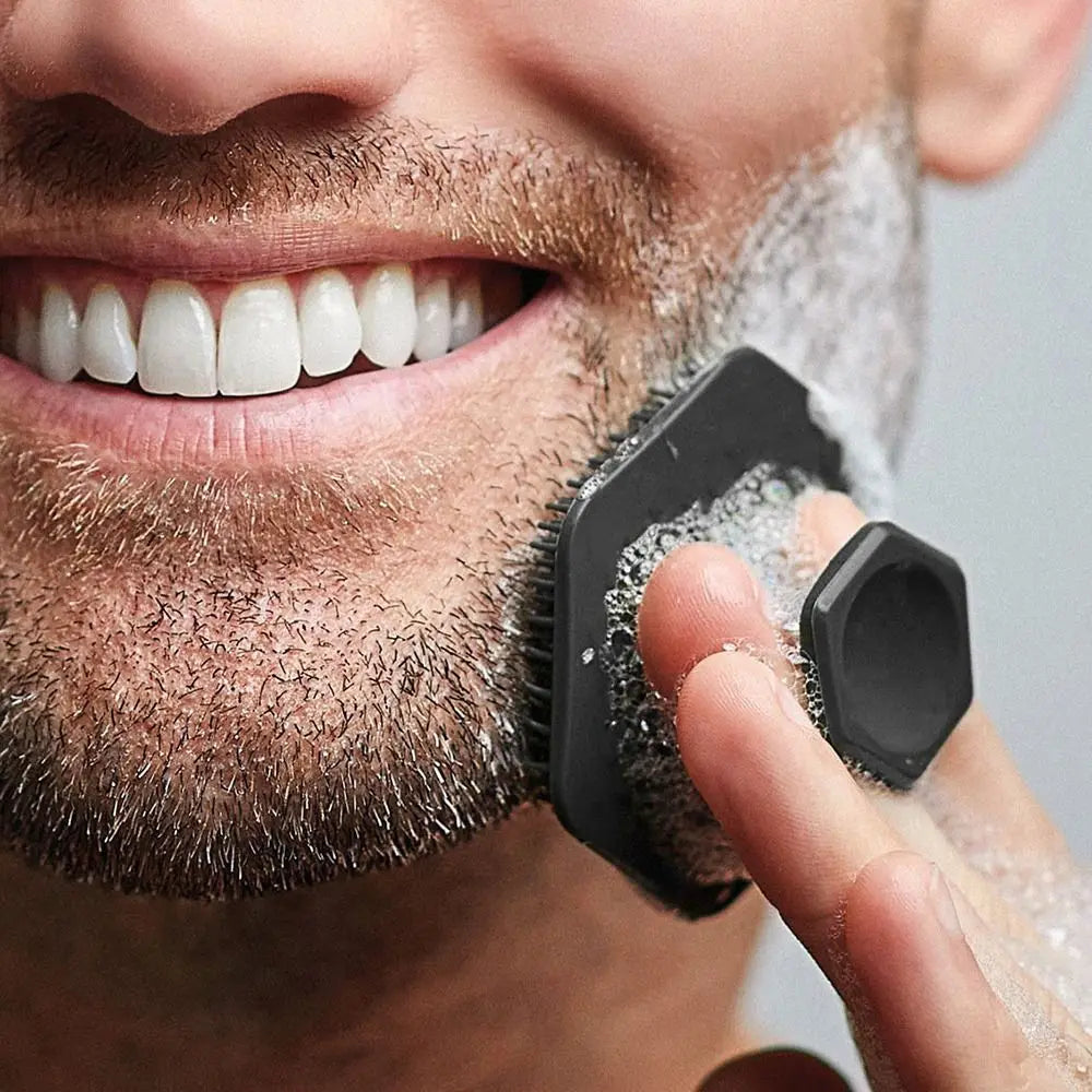 "Facial Cleansing Brush: Exfoliating Silicone for Men's Beard Care"